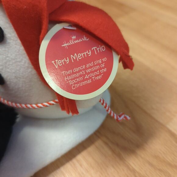 Hallmark Jingle Pals Very Merry Trio Snowman Penguin Christmas Musical Tree 2006 - Picture 4 of 7